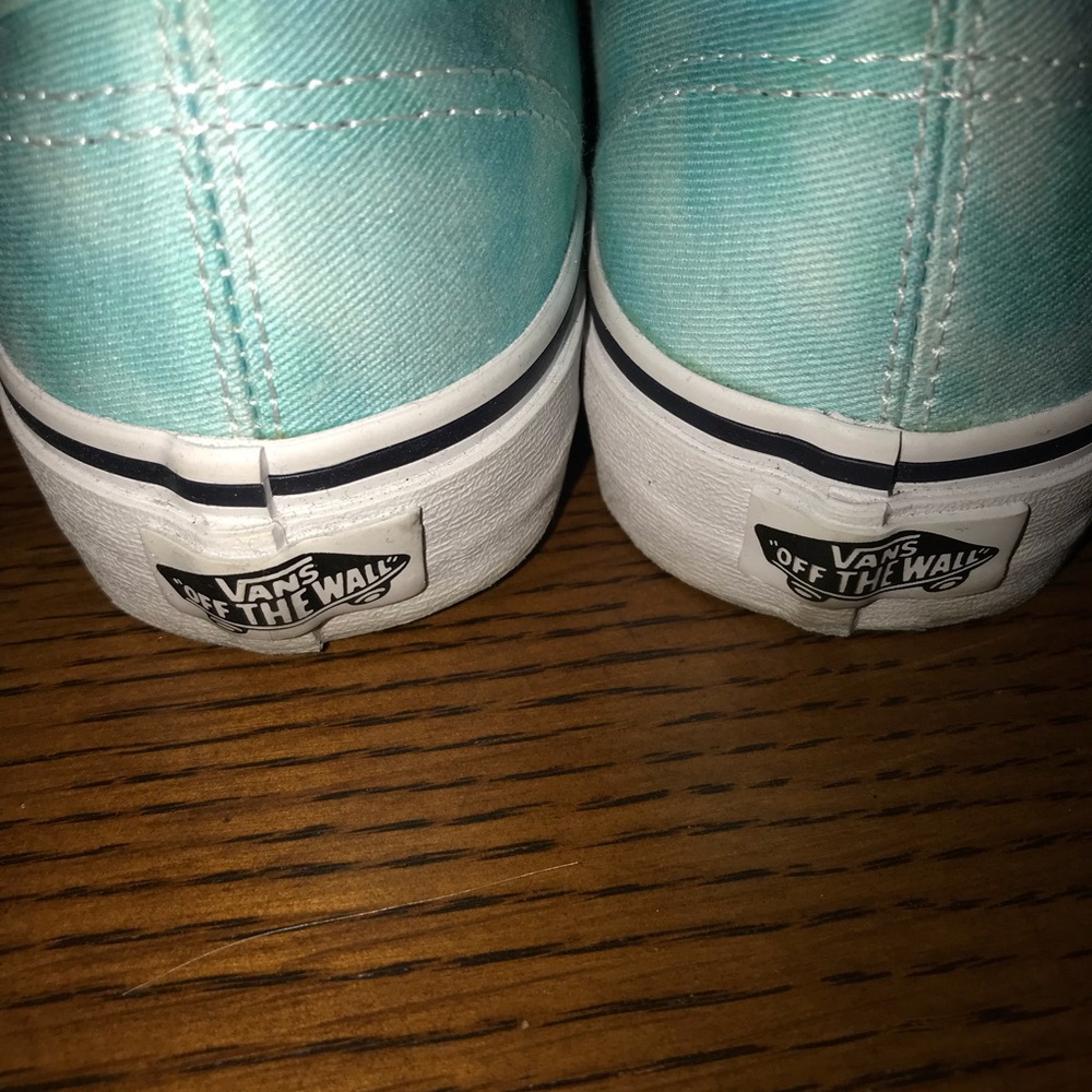 Women’s Vans - Picture 3 of 4